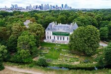 Fondation GoodPlanet Domaine de Longchamp vue aérienne avec skyline La Défense