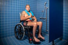 Axsol location - Fauteuil bathmobile - Rémy Boullé