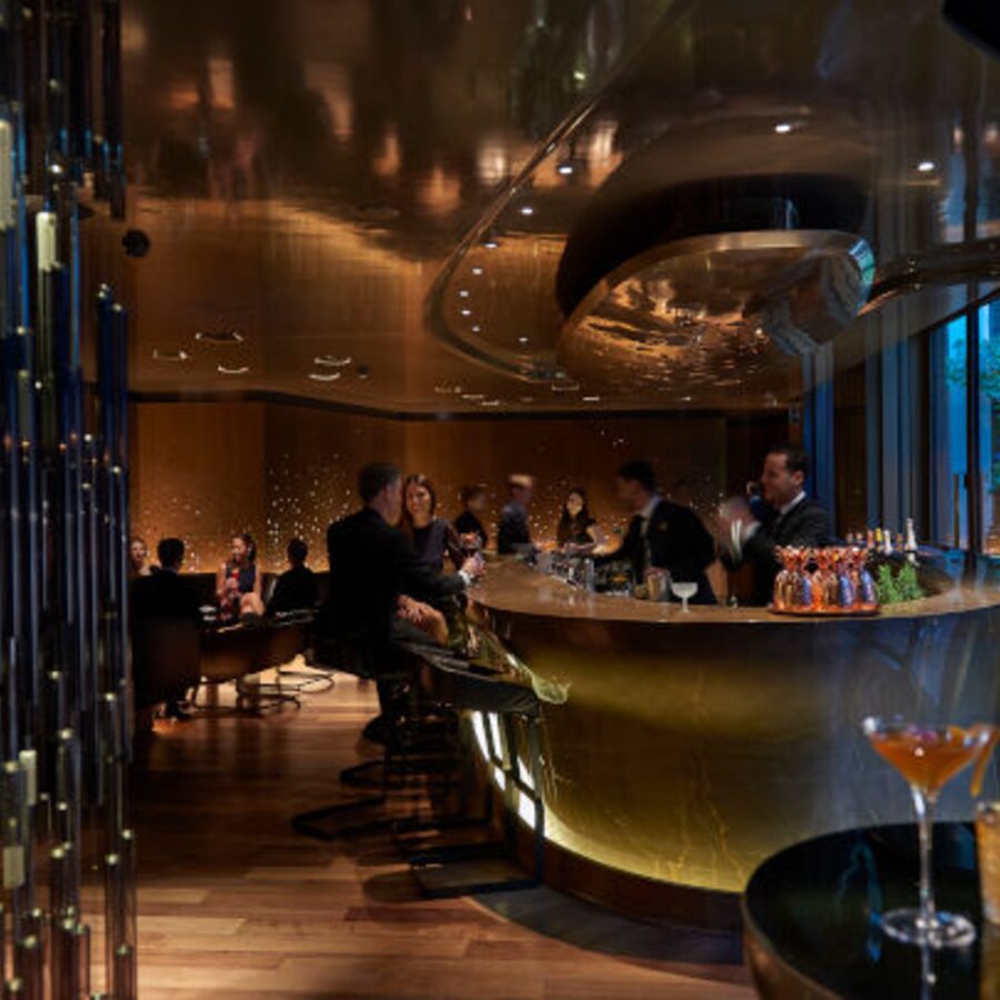 Bar 8 - Restaurant