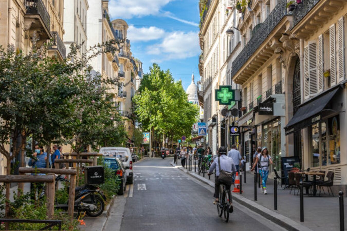 rue-des-martyrs-paris-je-t-aime-tourist-office