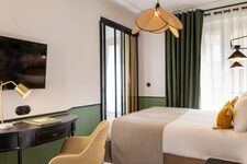 Hôtel Avalon Cosy – Chambre double baignoire - 2023