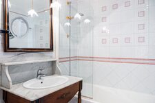 Maison Eugénie - Machefert Group  - Salle de bain deluxe double - 2023