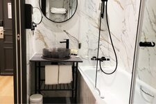 Hôtel Star Champs-Elysées - Salle de bain deluxe - 2023