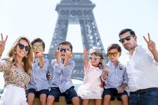 France Travel Expert - Famille tour Eiffel - 2024