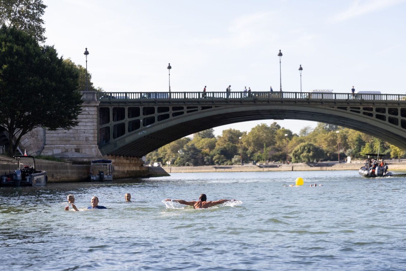Seine riverside walk in Paris