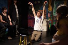 Théâtre à la Minute - Acteur sur scène