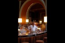 Le Grand Café - Barman
