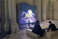 Exposition Zeus au Musée des Arts et Métiers - Intérieur Écran et Enfants