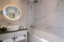 Hotel le Walt - CHAMBRE EXECUTIVE SDB