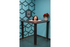 Musée de l'illusion-HEAD ON THE PLATTER
