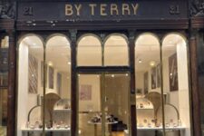 BY TERRY facade
