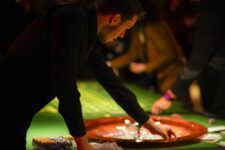 croupier-roulette-animation-casino-paris_webp