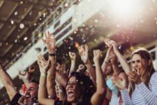 Sport - Supporters dans un stade - Plein air