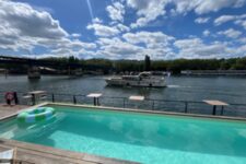 Foil in Paris - Piscine et vue sur la Seine