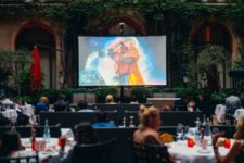 Un diner gastronomique autour d’un film culte dans la Cour Jardin du Plaza Athénée © Boby Allin 