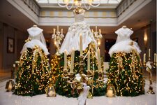 Robes sapins - Sofitel Paris Le Faubourg | 2000x1330 | ©Gabriel Amiand/Sofitel Paris Le Faubourg