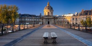 Pont des Arts - Passerelle des Arts - Vue de face avec l'Institut de France