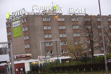 Hôtel Campanile Paris Bobigny - Façade 1